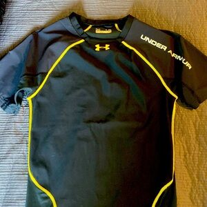 Under Armour compression short sleeve- boys large